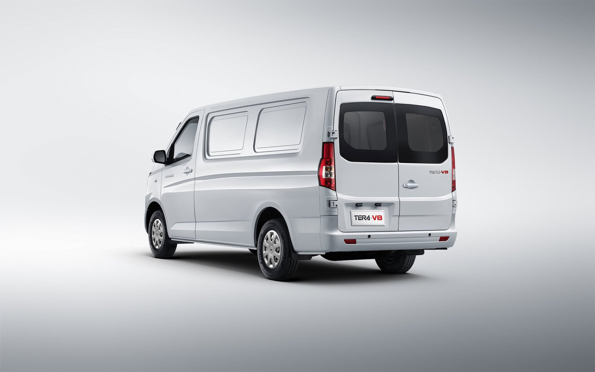 TERA V8 Có Tiết Kiệm Nhiên Liệu Không? Đánh Giá Chi Tiết Từ Chuyên Gia